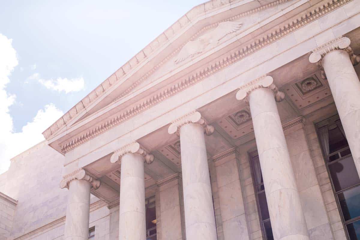 the different types of government contractors and the process to become one | Vinyl Technology